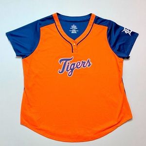 Detroit Tigers - Majestic Women’s Baseball Tee ⚾️